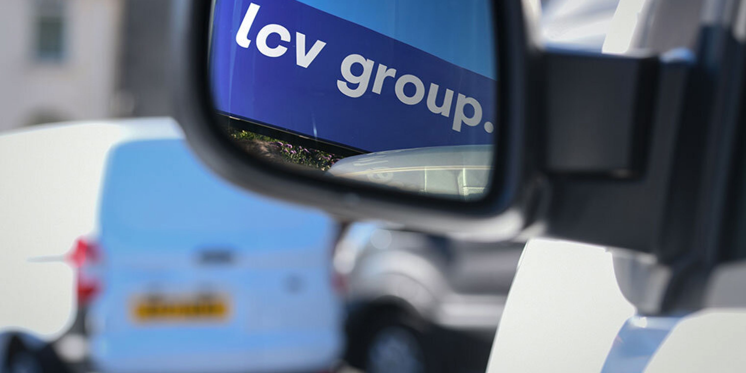 Business leasing: should you buy or lease a van or car?