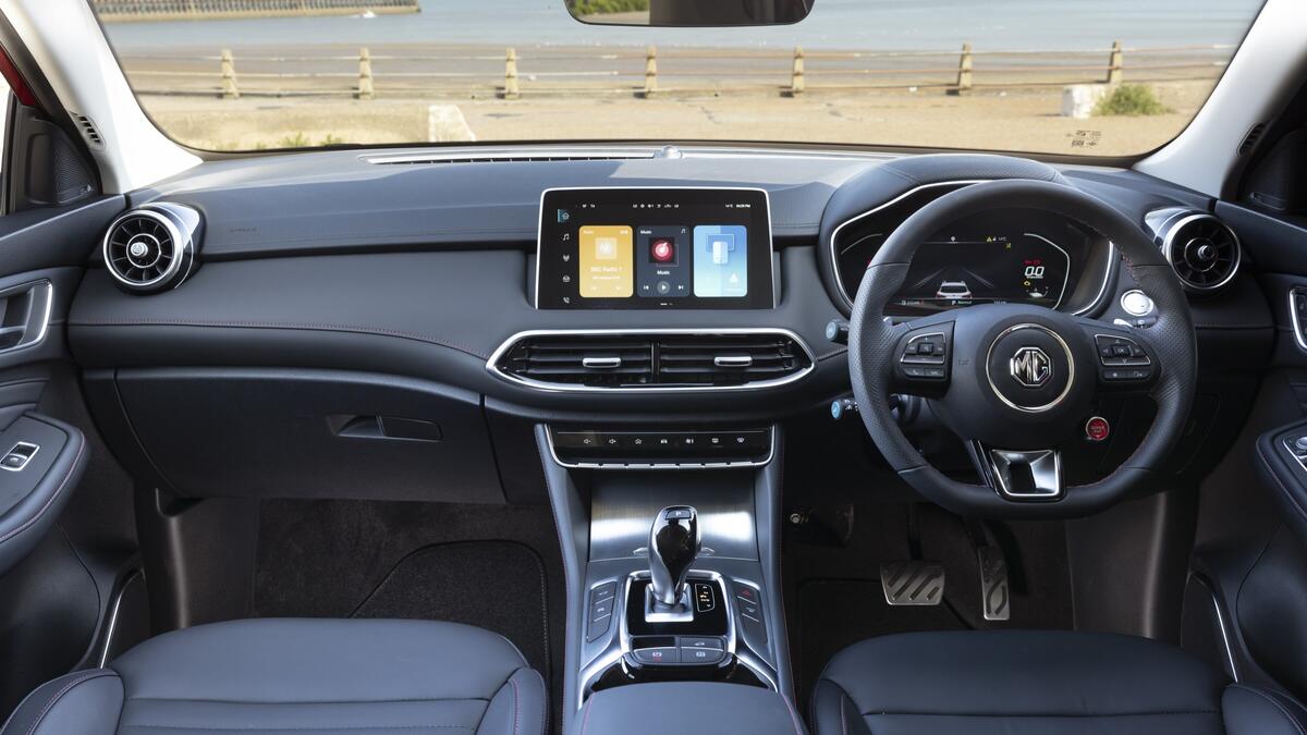 MG MOTOR UK HS HATCHBACK 1 5 T GDI PHEV Trophy 5dr Auto Lease Deals mg-motor-uk-hs-hatchback-1-5-t-gdi-phev-trophy-5dr-auto-lease-deals