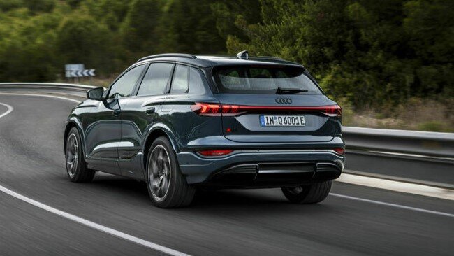 AUDI Q6 E-TRON ESTATE 285kW Qtro 100kWh S Line 5dr Auto [Sound+Vision]